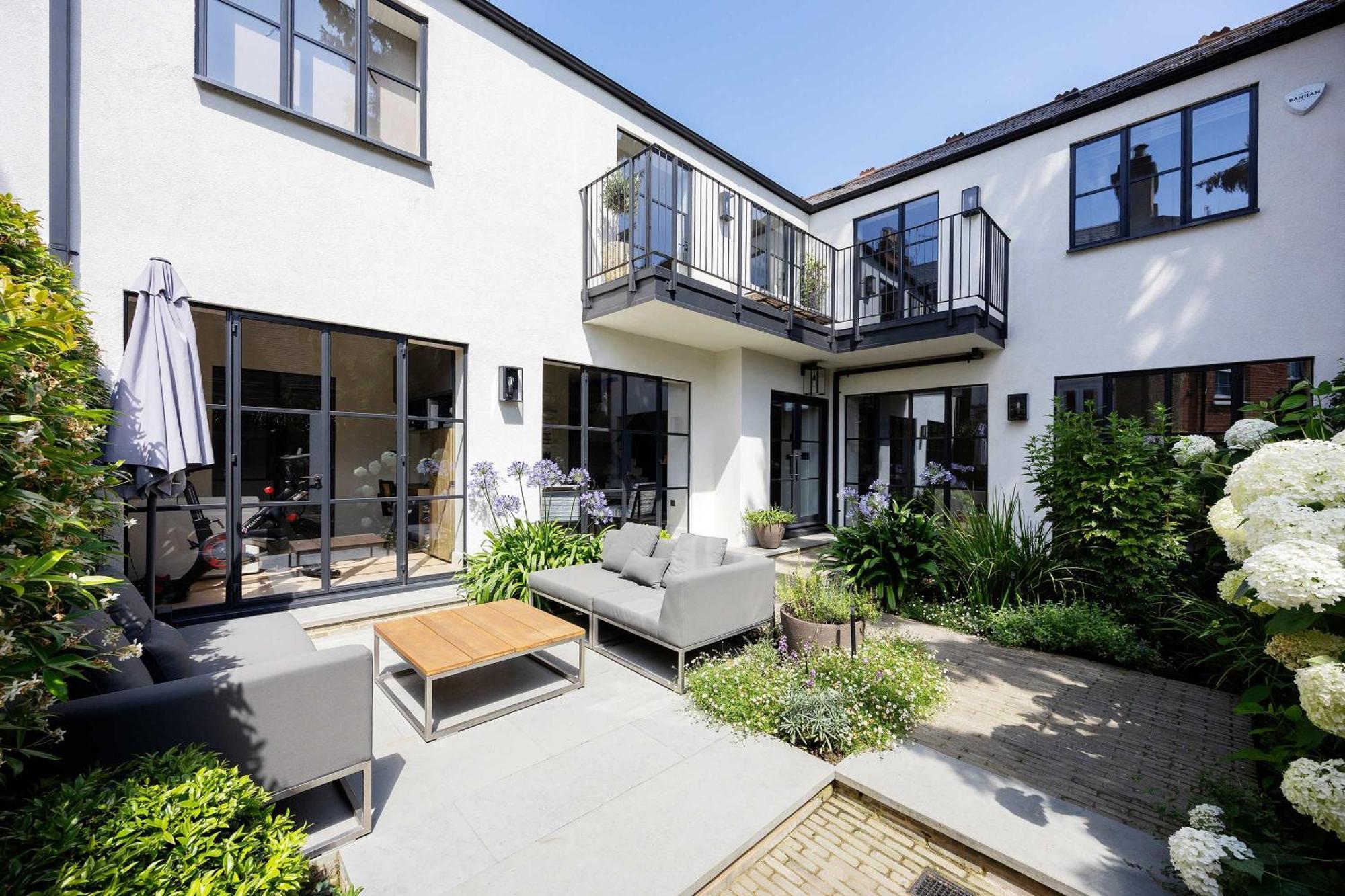 Villa Veeve - Courtyard Oasis London Exterior foto